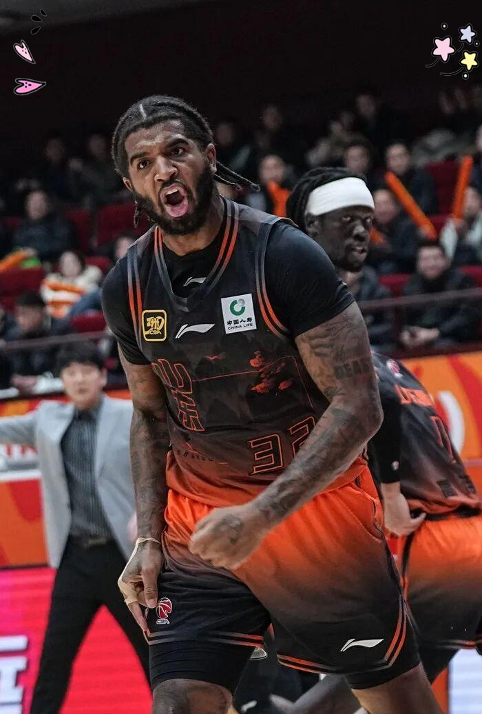 星空体育在线登录-关键时刻山东男篮调整名单以备NBA总决赛斯图加特围绕欧超杯再遭质疑，现场解说直呼：今晨状态回暖的简单介绍
